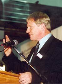 Herr Dr. Feist